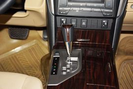 2015款丰田凯美瑞Hybrid 2.5HG豪华导航版