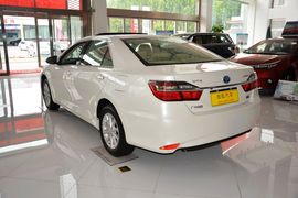 2015款丰田凯美瑞Hybrid 2.5HG豪华导航版