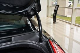 2015款捷豹XJL 3.0 SC 四驱全景商务版