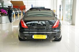 2015款捷豹XJL 3.0 SC 四驱全景商务版