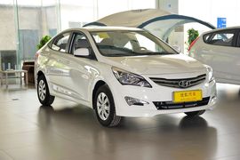 2014款现代瑞纳三厢1.4L手动智能型GLS