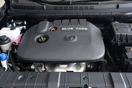 2015款长安逸动1.6L手动尊贵型
