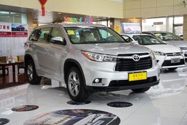 2015款丰田汉兰达2.0T 四驱 7座豪华版