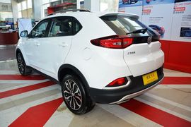 2015款名爵锐腾2.0TGI双离合四驱旗舰版