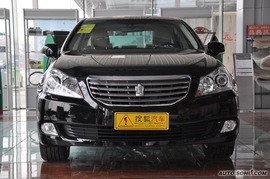 新皇冠3.0L Royal Saloon