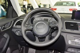 2015款奥迪Q3 35TFSI舒适型