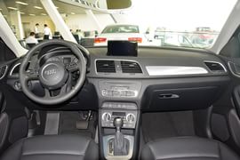 2015款奥迪Q3 35TFSI舒适型
