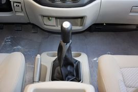 2015款东风风行菱智V3 1.6L舒适型