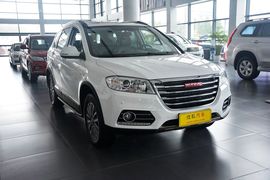 2015款哈弗H6 运动版 1.5T自动两驱尊享型