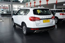 2015款哈弗H6 运动版 1.5T自动两驱尊享型