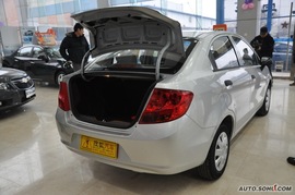 雪佛兰新赛欧1.4L SE手动版