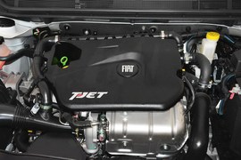 2015款菲亚特菲翔1.4T自动劲享版