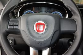 2015款菲亚特菲翔1.4T自动劲享版