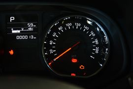 2015款雪铁龙C3-XR 1.6L自动智能型