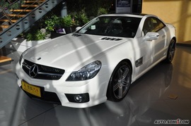 2009款奔驰SL63 AMG