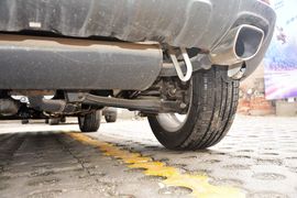 2015款双龙柯兰多2.0L四驱自动致尊版