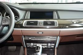 2014款宝马5系GT 535i设计套装型