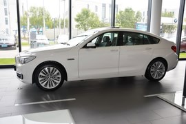 2014款宝马5系GT 535i设计套装型