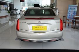 2015款凯迪拉克XTS 28T舒适型
