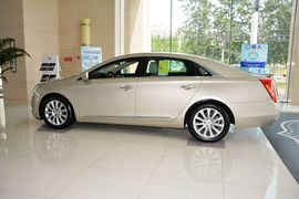 2015款凯迪拉克XTS 28T舒适型