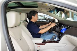 2015款凯迪拉克XTS 28T舒适型