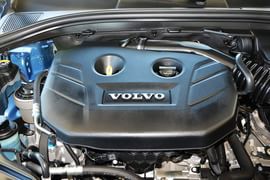 2016款沃尔沃XC60 2.0T T5智进版