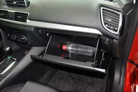 2014款马自达3 昂克赛拉1.5L手自一体舒适型到店实拍