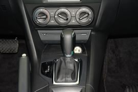 2014款马自达3 昂克赛拉1.5L手自一体舒适型