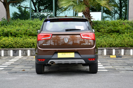 2015款宝骏560 1.8L手动豪华型