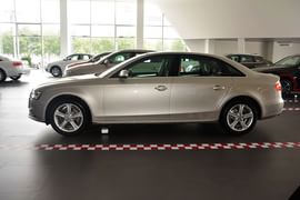2015款奥迪A4L 45TFSI 个性运动型