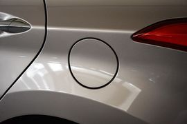 2015款现代朗动1.6L手动领先型