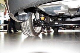 2015款现代朗动1.6L手动领先型