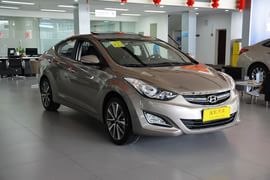 2015款现代朗动1.6L手动领先型