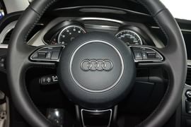 2015款奥迪A4L 45TFSI 个性运动型
