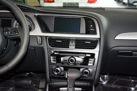 2015款奥迪A4L 45TFSI 个性运动型