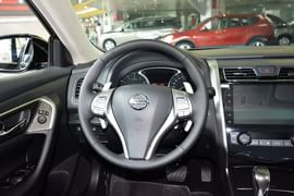 2014款日产天籁公爵2.5L XV荣耀版