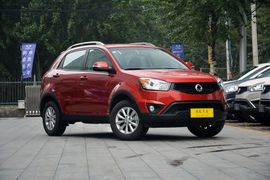 2015款双龙柯兰多2.0L两驱手动致真版