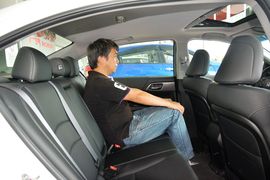2015款本田雅阁2.0L EX豪华版