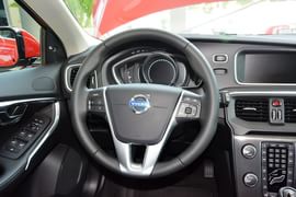 2015款沃尔沃V40 1.6T智雅版