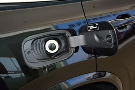 2015款沃尔沃XC90 2.0T T6智尊版 5座
