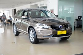 2016款沃尔沃XC60 2.0T T5 AWD智远版