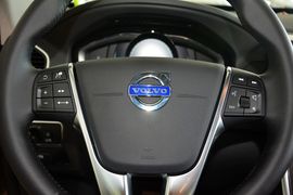 2016款沃尔沃XC60 2.0T T5 AWD智远版