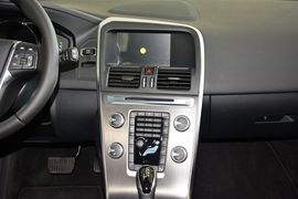 2016款沃尔沃XC60 2.0T T5 AWD智远版