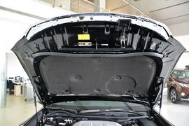 2015款丰田皇冠2.5L精英版