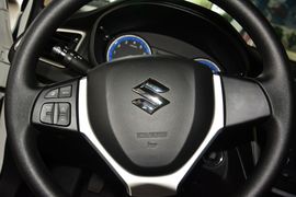 2014款铃木锋驭1.6手动进取型
