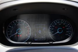 2014款东风风行景逸S50 1.6L CVT豪华型