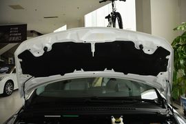 2015款标致3008 1.6THP罗兰加洛斯限量版