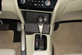 2014款本田思域1.8L自动舒适版