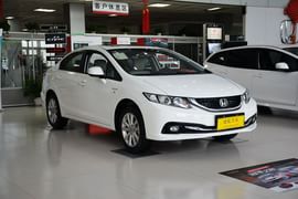 2014款本田思域1.8L自动舒适版