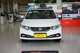 2014款本田思域1.8L自动舒适版